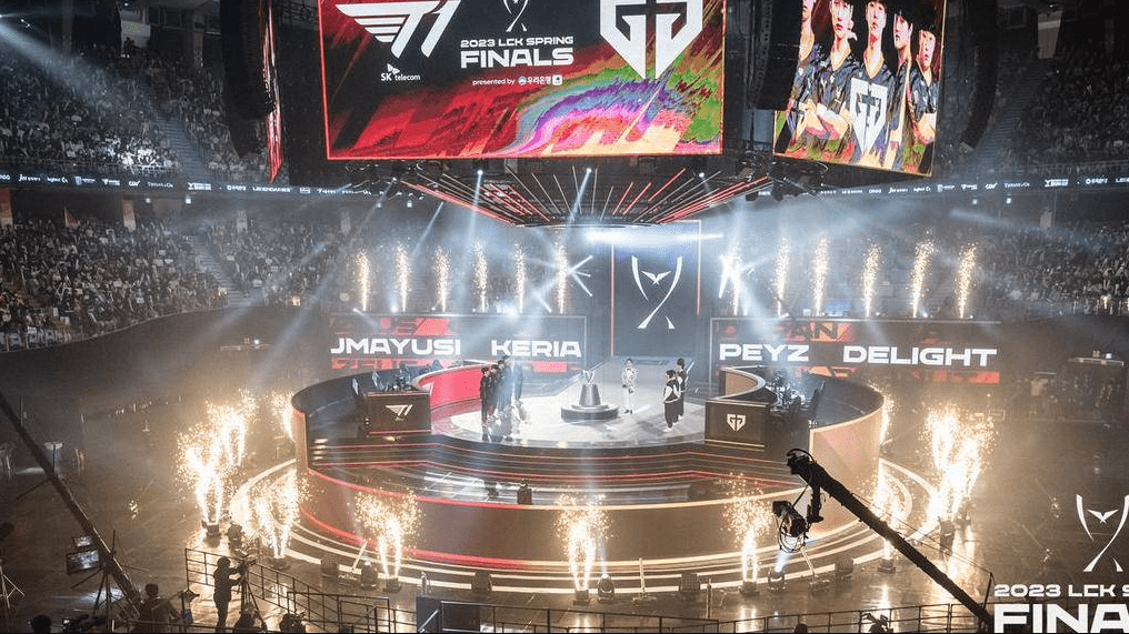 T1 suffer a heavy defeat from Gen.G