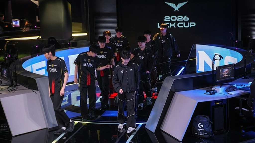 BNK FEARX sweep DN SOOPers as Raptor controls the series