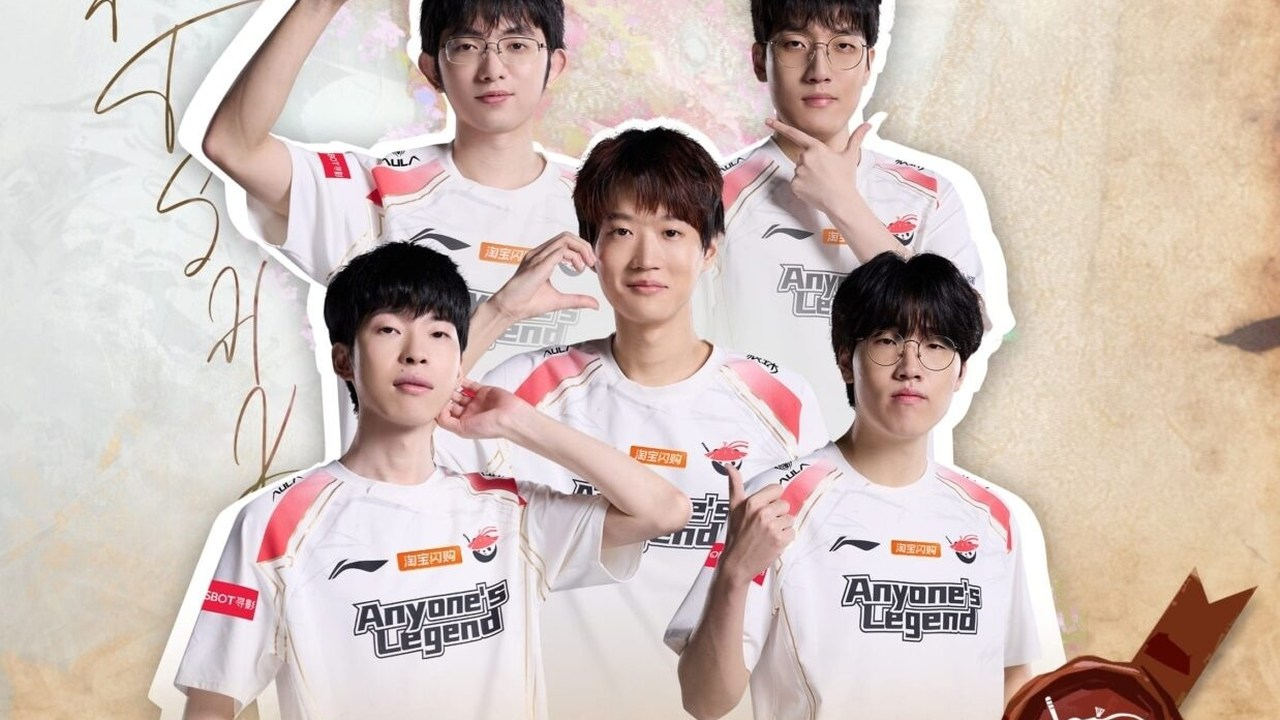 Anyone's Legend League of Legends players pose together