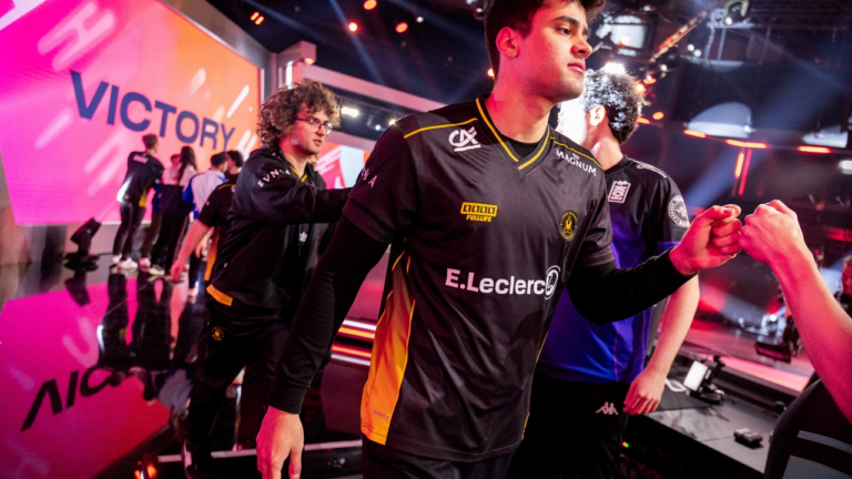 Team Vitality beat SK Gaming 2-0 in LEC Summer